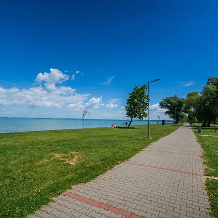 Myflat Wave Pearl * Siófok