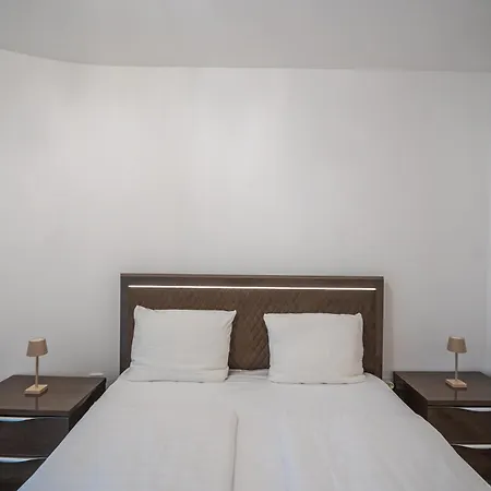 Myflat Wave Pearl Apartment